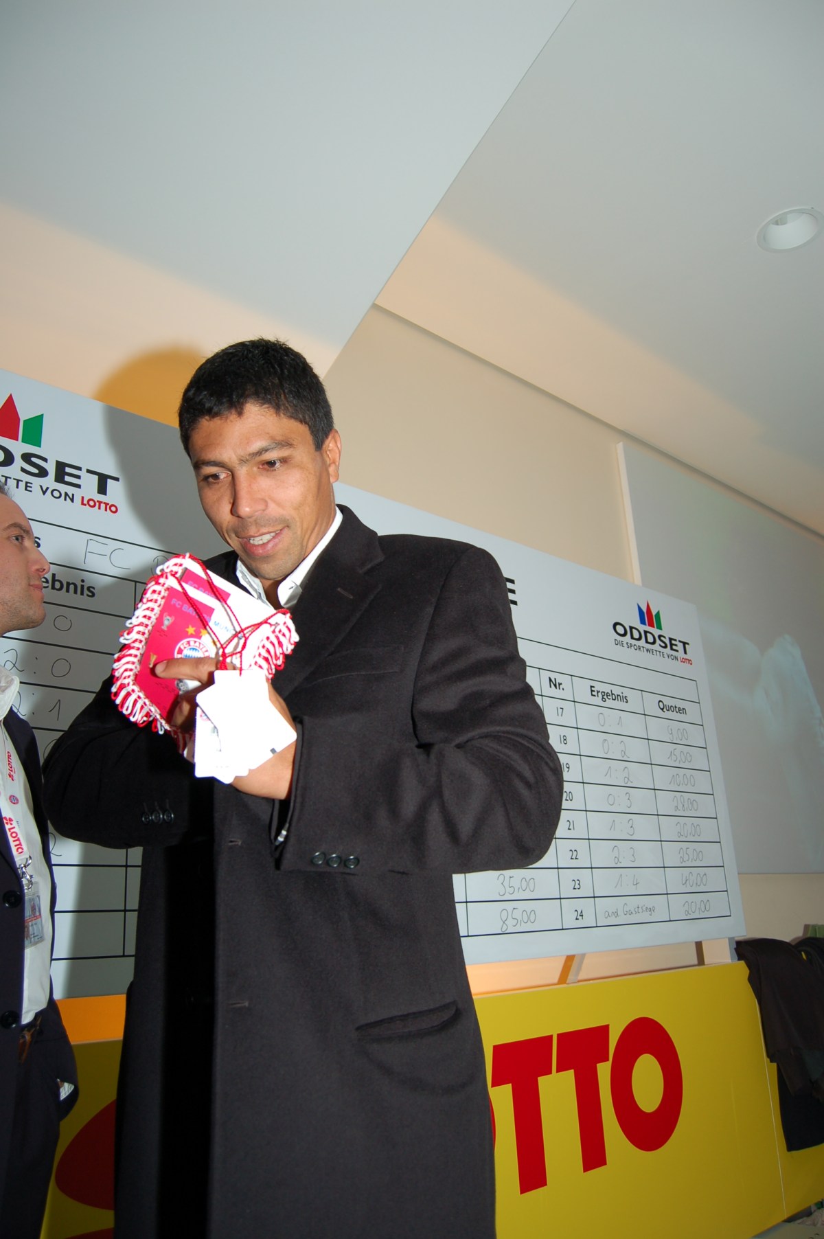 Giovane Elber bei Lotto Bayern
