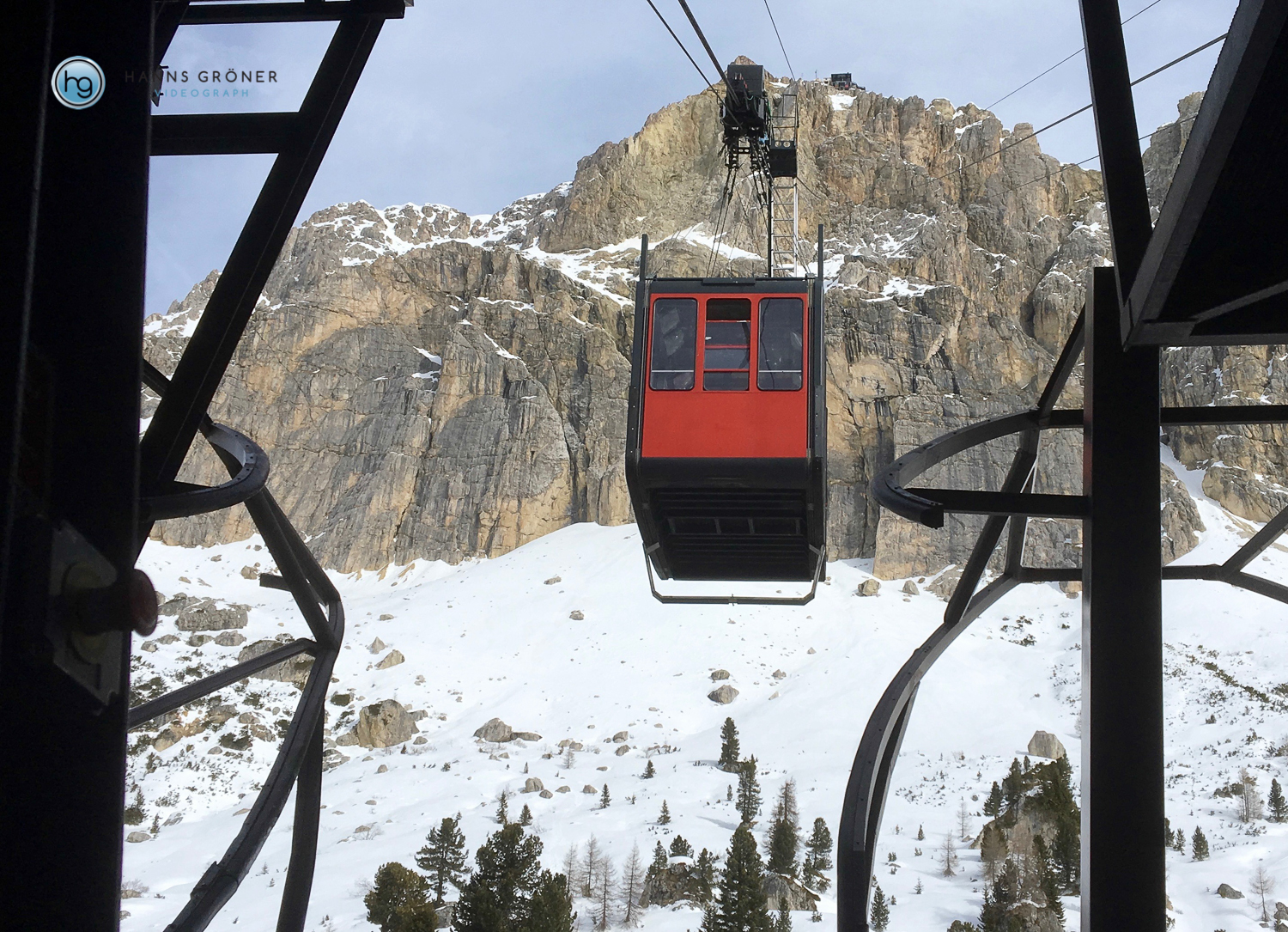 Seilbahn zum Lagazuoi (Foto: Hanns Gröner, 2016)