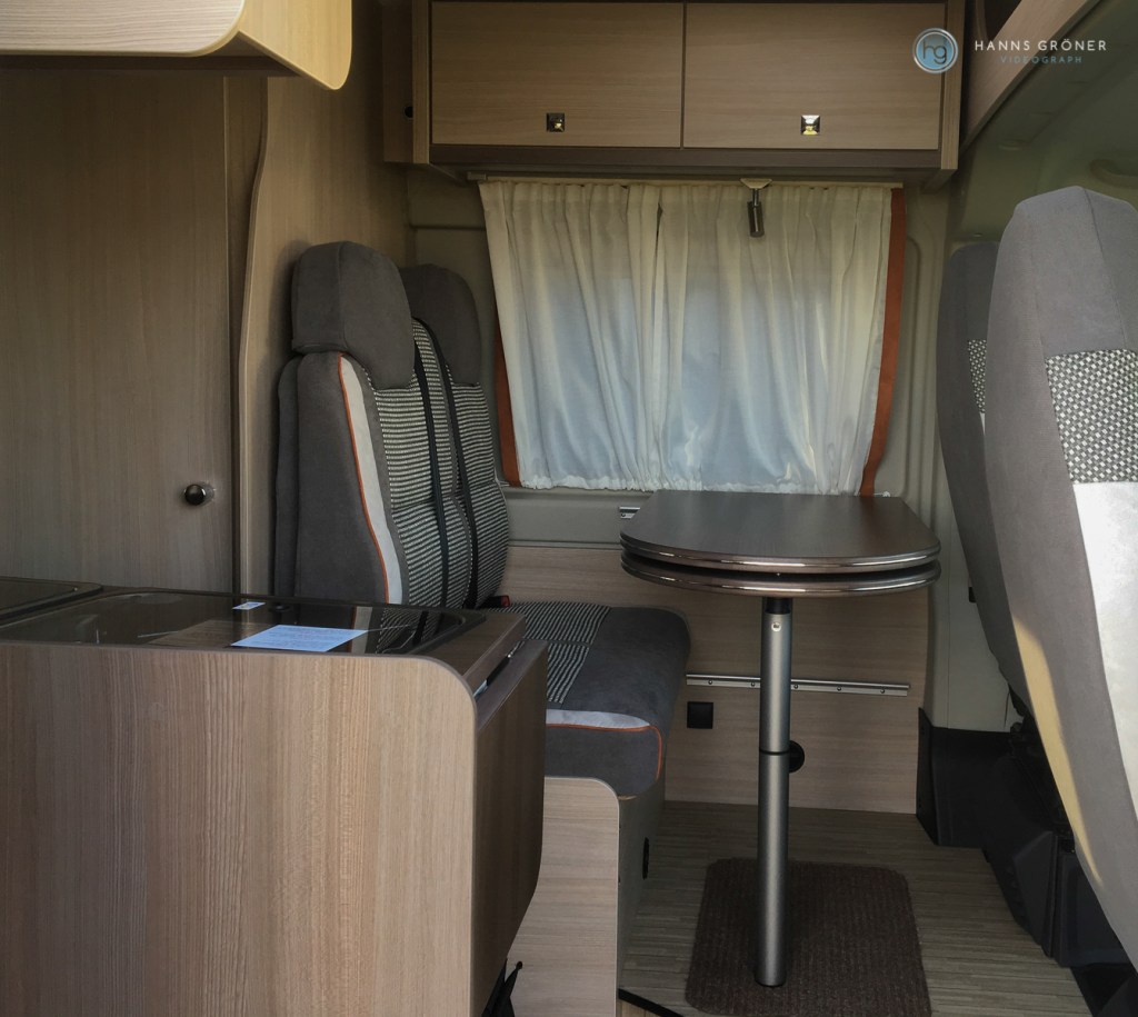 Wohnbereich des Pössl 2WIN-Plus