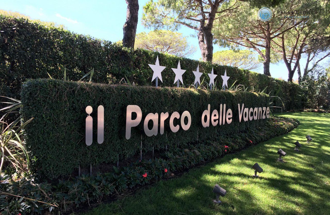 Union Lido - Schriftzug an der Einfahrt (Foto: Hanns Gröner)