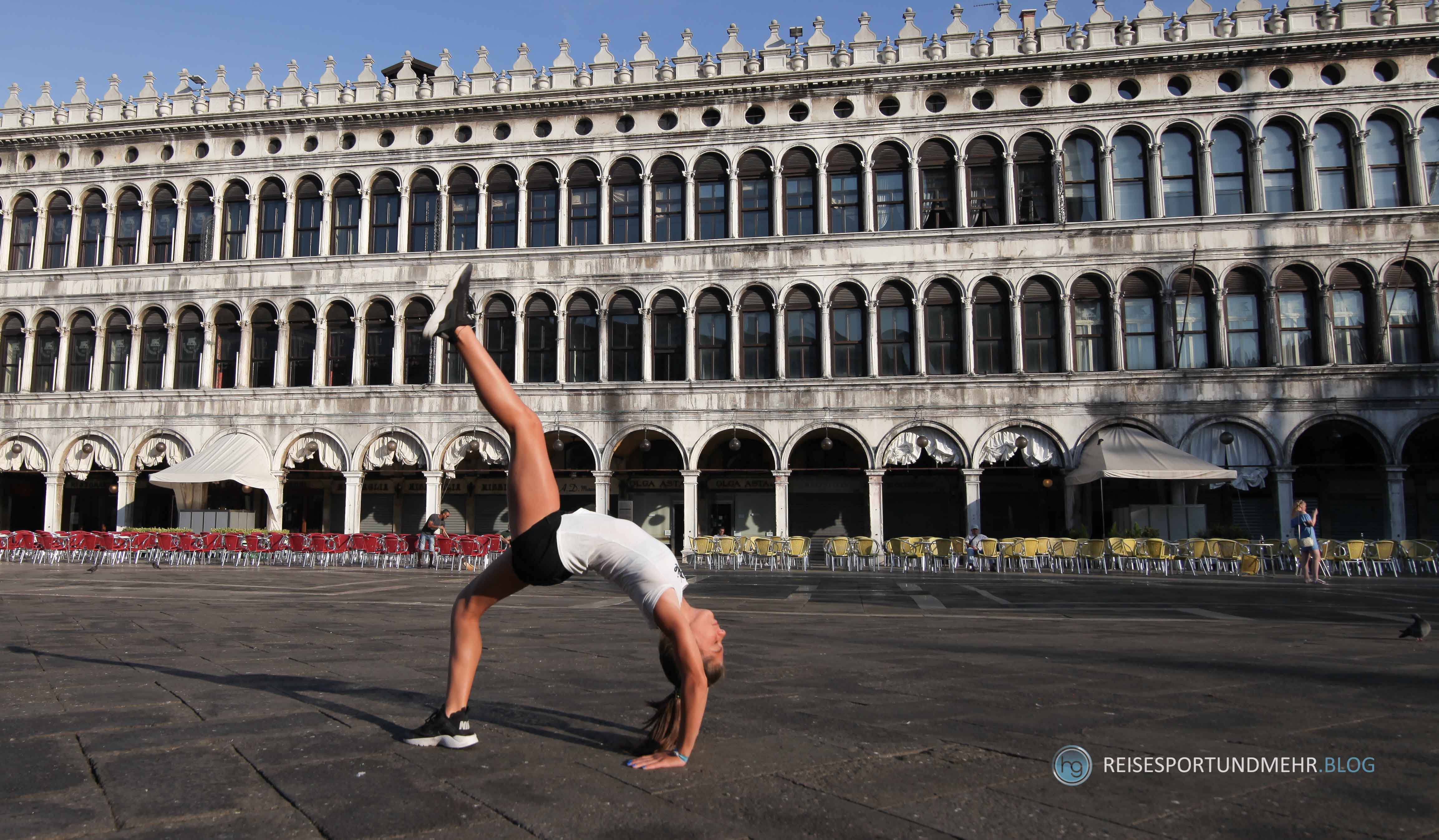 Venedig 2017 - Turnkunst auf dem Markusplatz (Foto: Hanns Gröner)