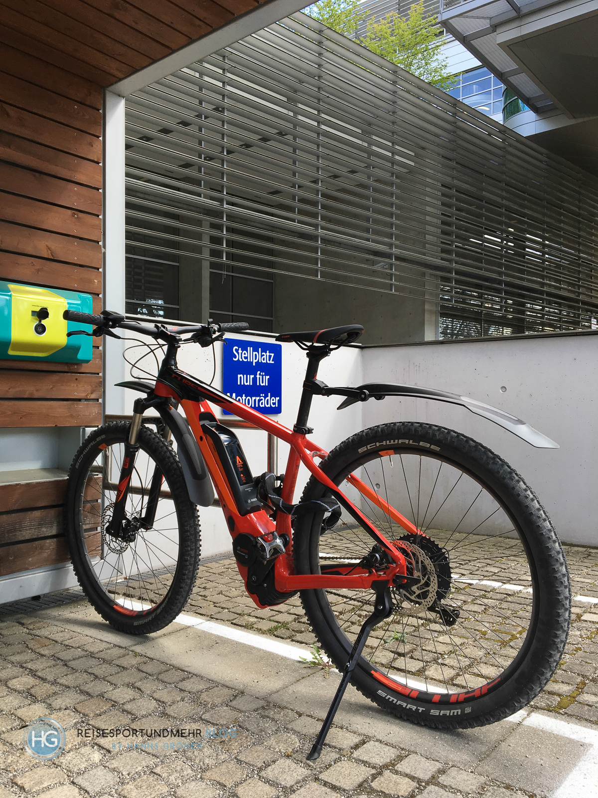 Mit dem eBike ins Büro (Foto: Hanns Gröner)