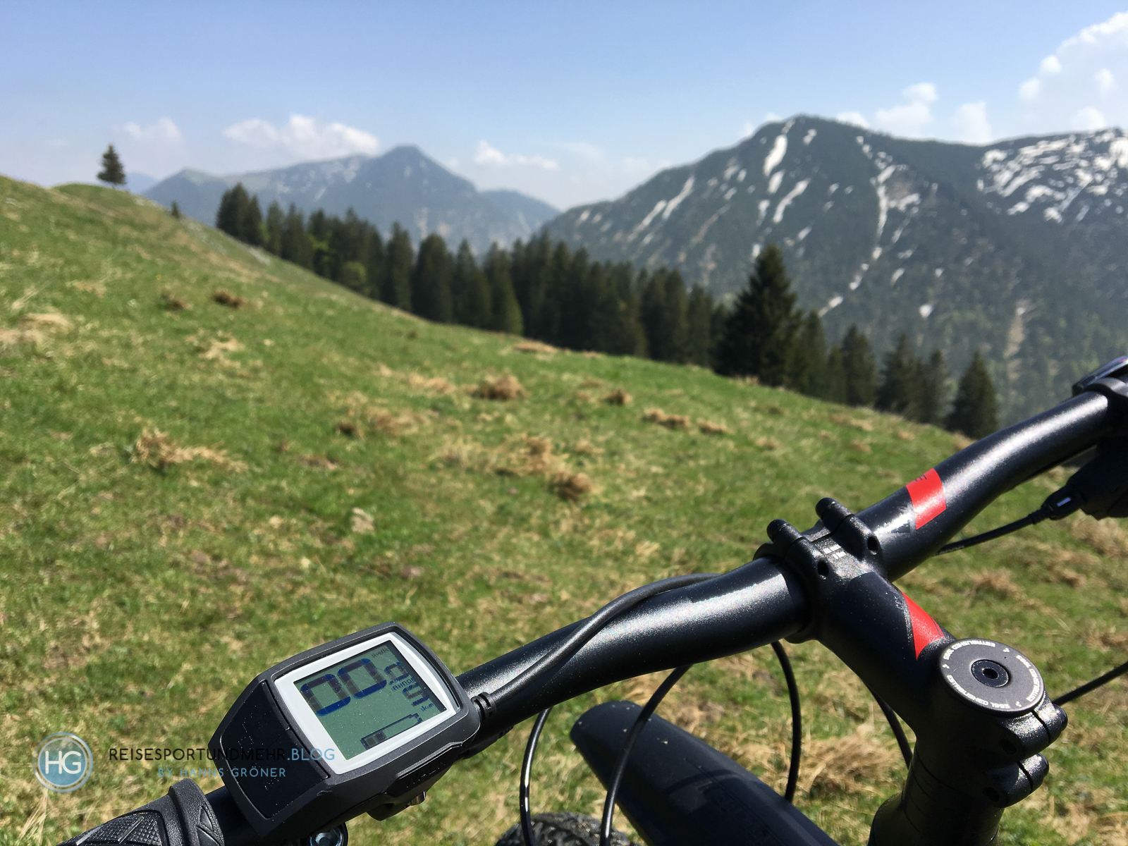 Mit dem eMTB vom Söllbachtal zur Aueralm (Foto: Hanns Gröner)