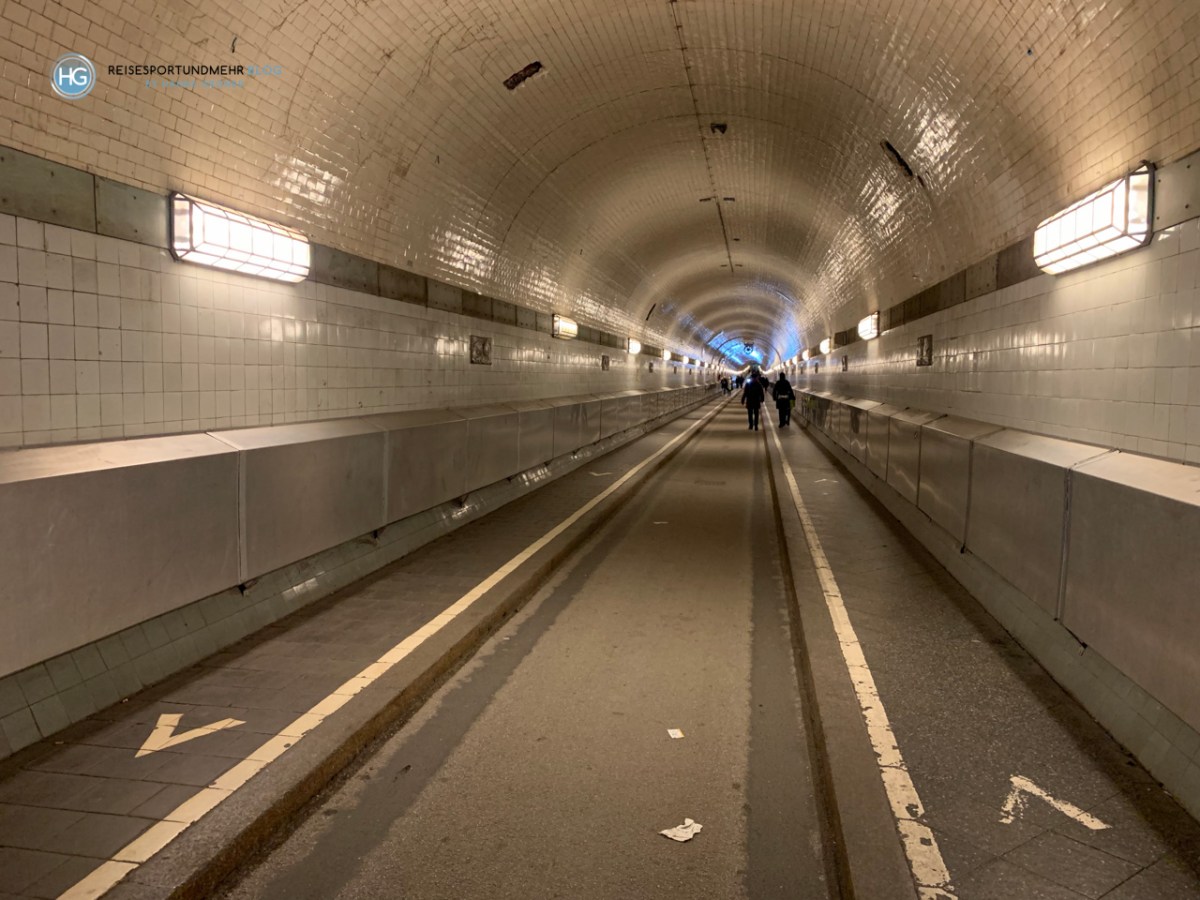 Hamburg - Alter Elbtunnel (Foto: Hanns Gröner)
