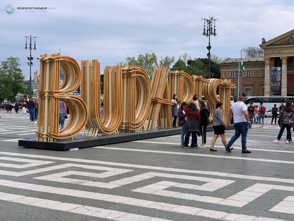Budapest im April 2019 - Heldenplatz (Foto: Hanns Gröner)