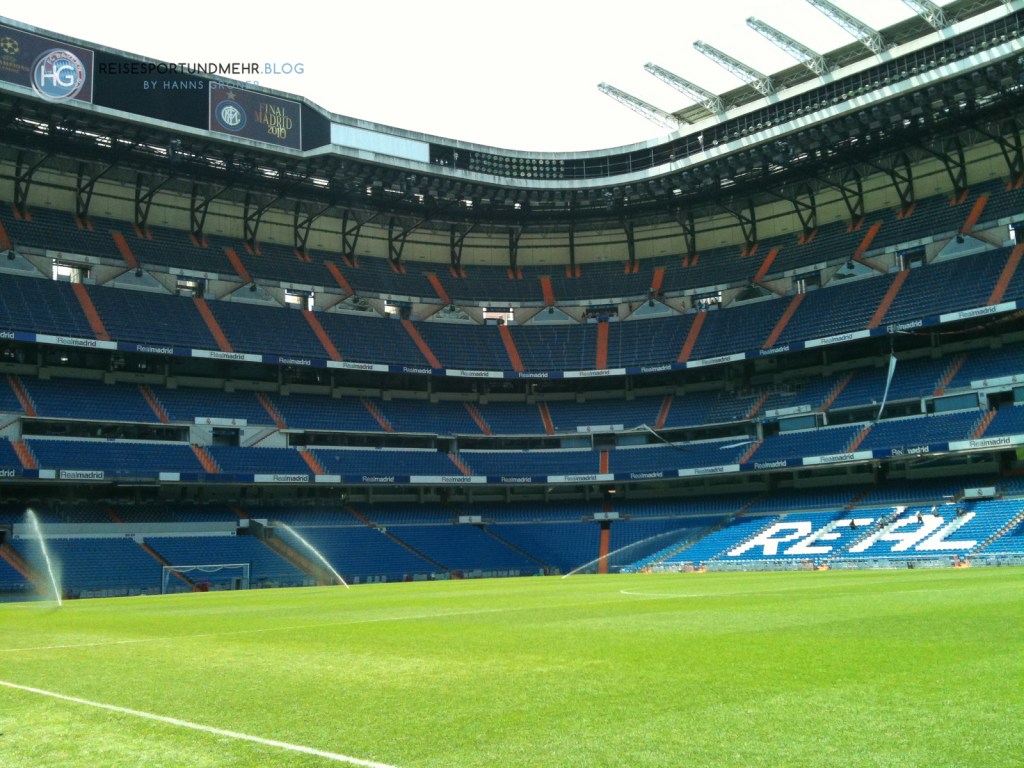 Estadio Santiago Bernabéu in Madrid 2010 (Foto: Hanns Gröner)