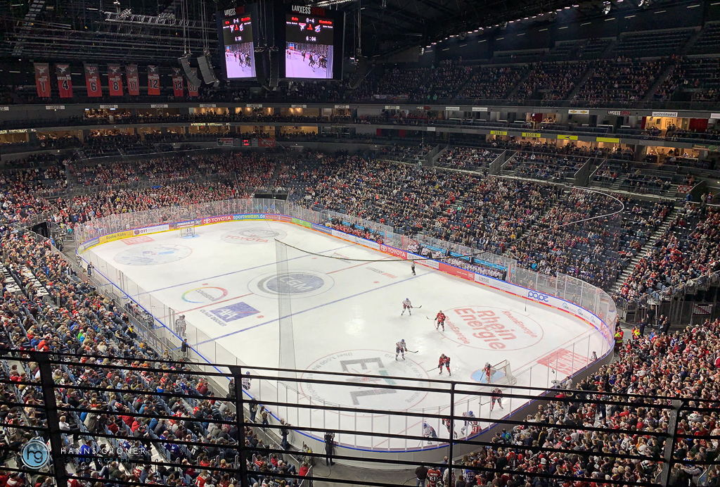 Lanxcess Arena Köln - Haie gegen Mannheim April 2019 (Foto: Hanns Gröner)