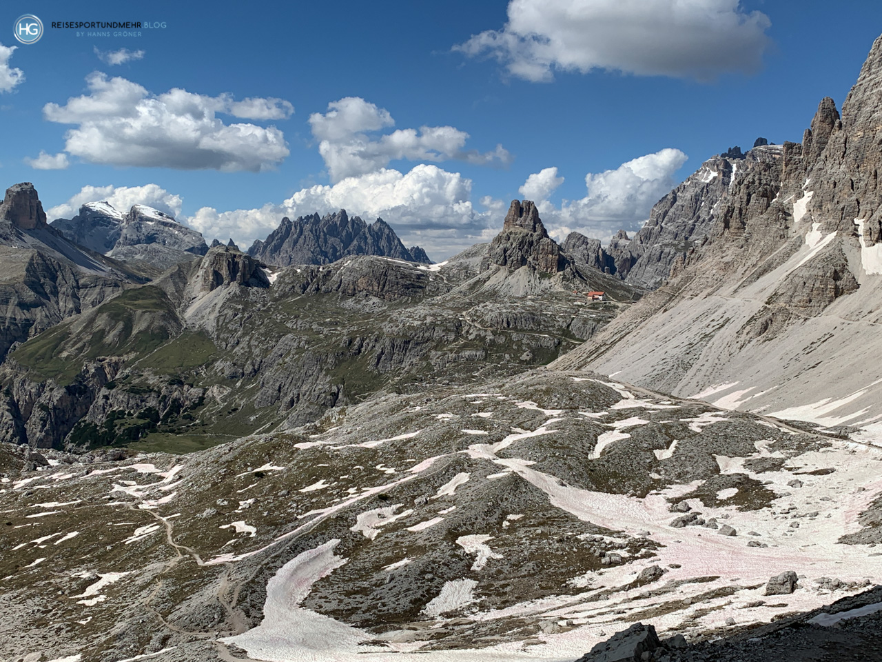 Drei Zinnen 2020 - Blick vom Paternsattel auf das Rifugio Locatelli (Foto: Hanns Gröner)