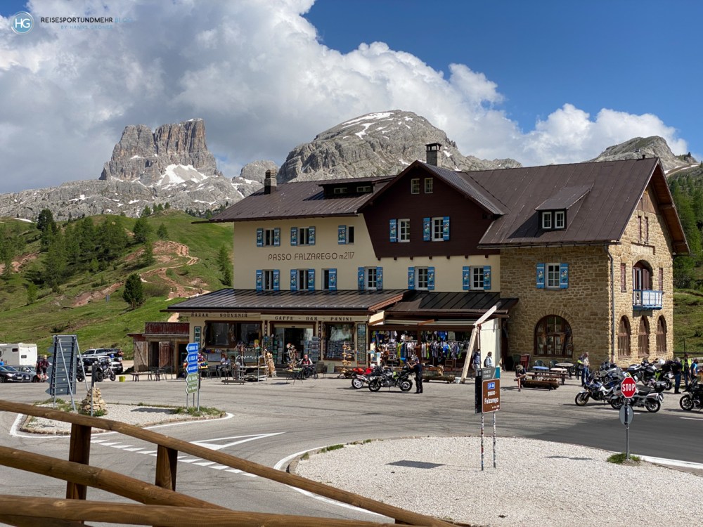 Südtirol im Juni Lagazuoi Falzarego (Foto: Hanns Gröner)