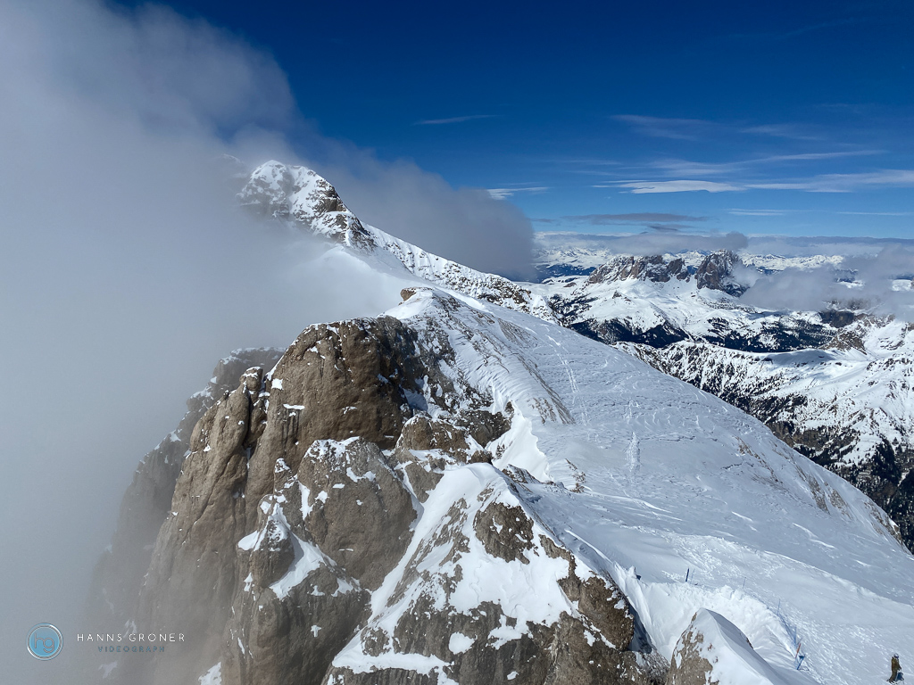 Dolomiten - zwischen Arabba und Marmolada im April 2022 (Foto: Hanns Gröner)
