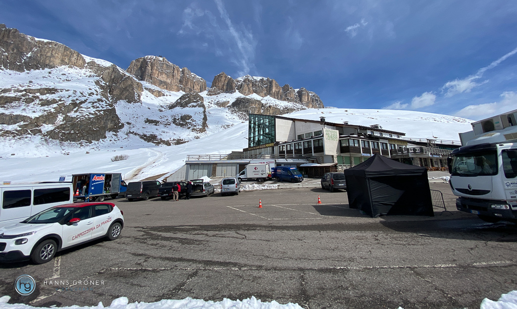 Skifahren in den Dolomiten im April 2022 - Pordoi (Foto: Hanns Gröner)