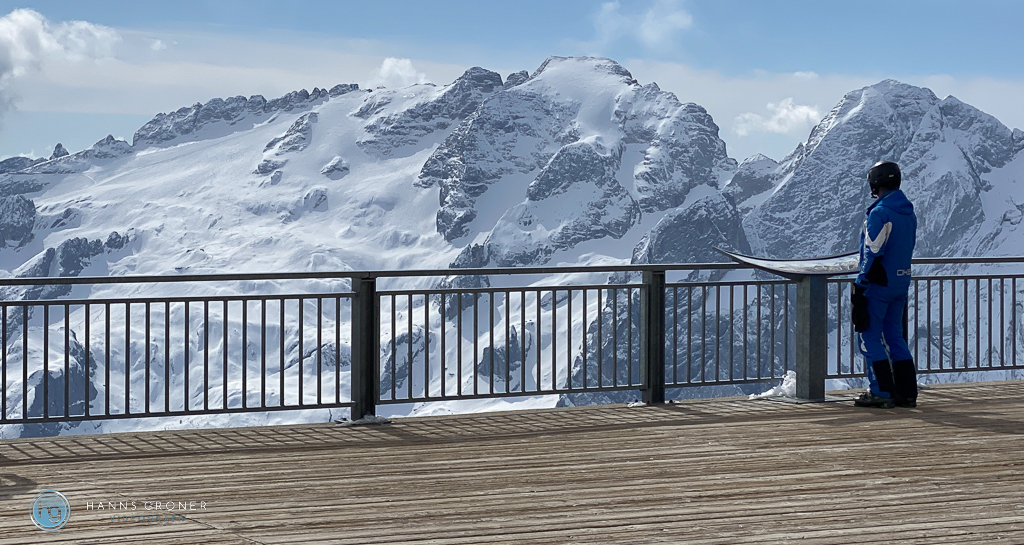 Skifahren in den Dolomiten im April 2022 - Sass Pordoi (Foto: Hanns Gröner)