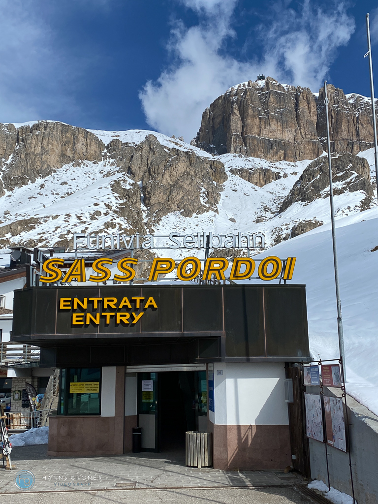 Skifahren in den Dolomiten im April 2022 - Pordoi (Foto: Hanns Gröner)
