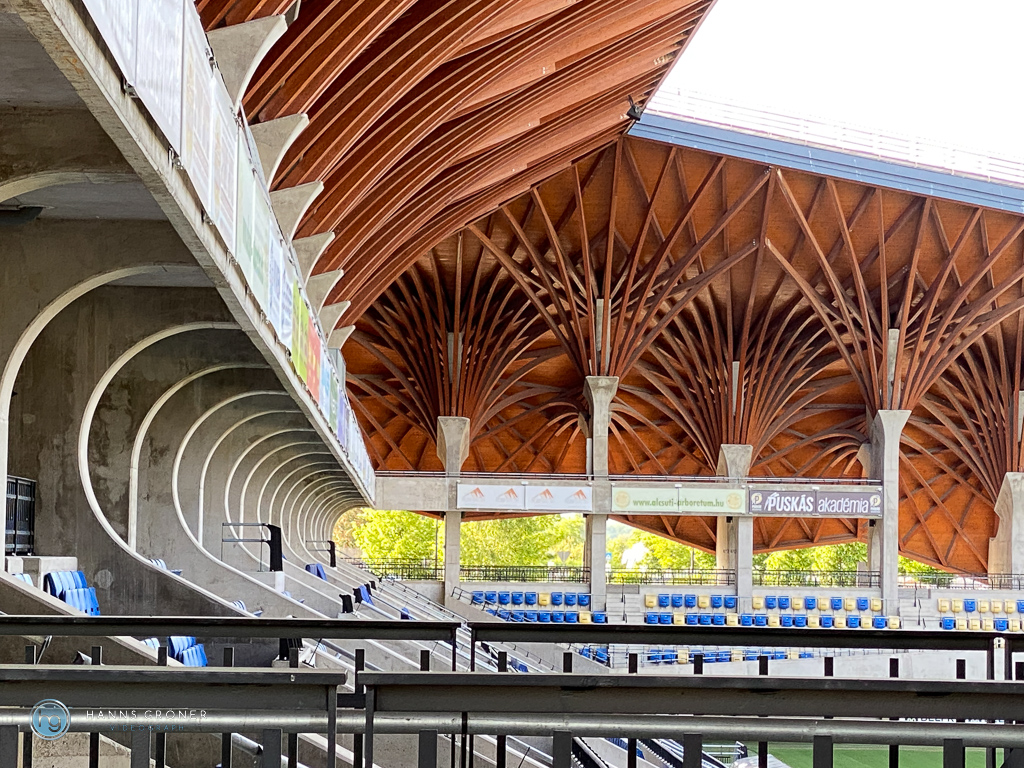 Puskas Akademie und Pancho Arena in Felcsut 2021 (Foto: Hanns Gröner)