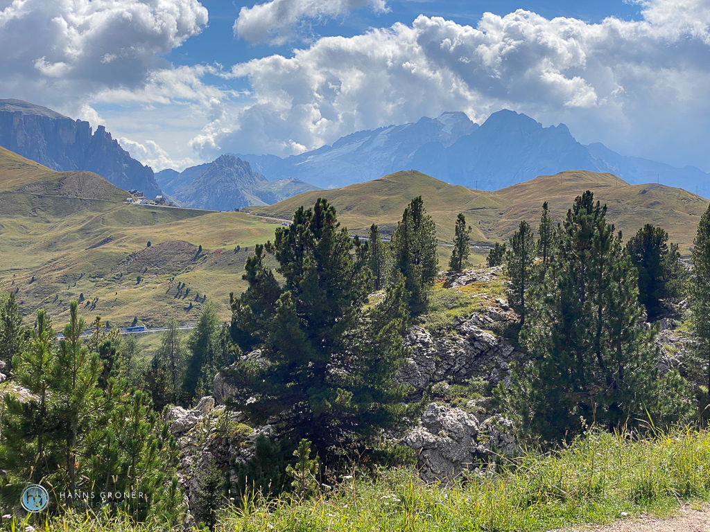 Steinerne Stadt mit Blick auf Sellajoch und Marmolada