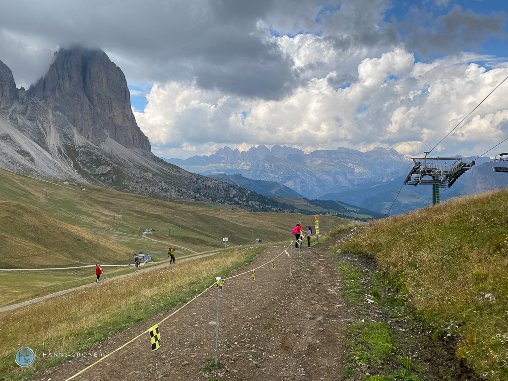Blick auf den Langkofel vom Col Rodella (Foto: Hanns Gröner)