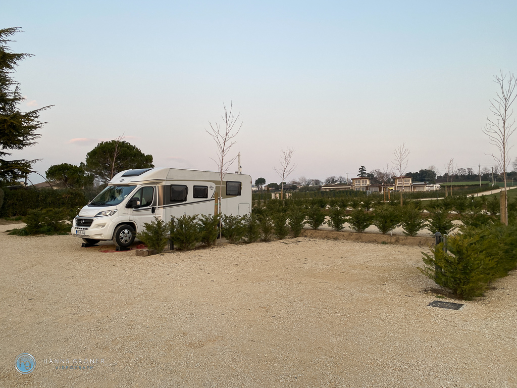 Sirmione 2023 - Stellplatz GreenCampBridge bei Lazise (Foto: Hanns Gröner)