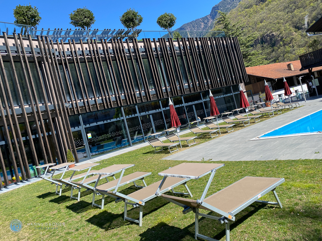 Pool und Hallenbad am Camping Steiner in Leifers April 2023 (Foto: Hanns Gröner)