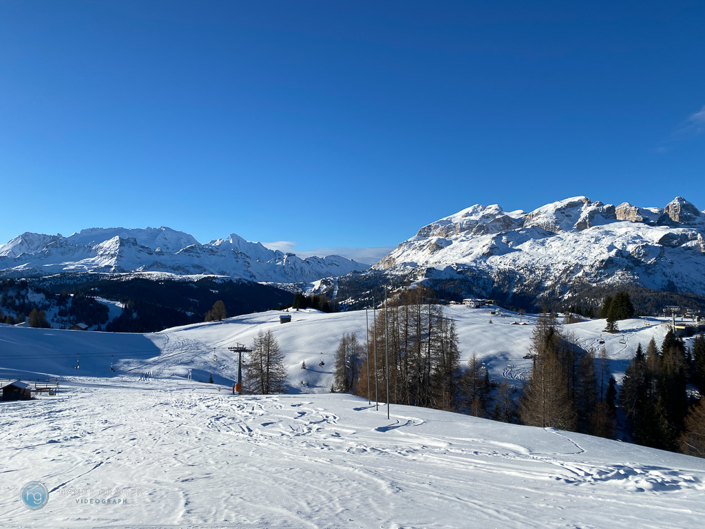 Marmolada und Sella im Dezember 2023 (Foto: Hanns Gröner)