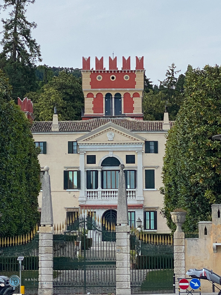 Gardasee im Mai 2024 - Garda (Foto: Hanns Gröner)