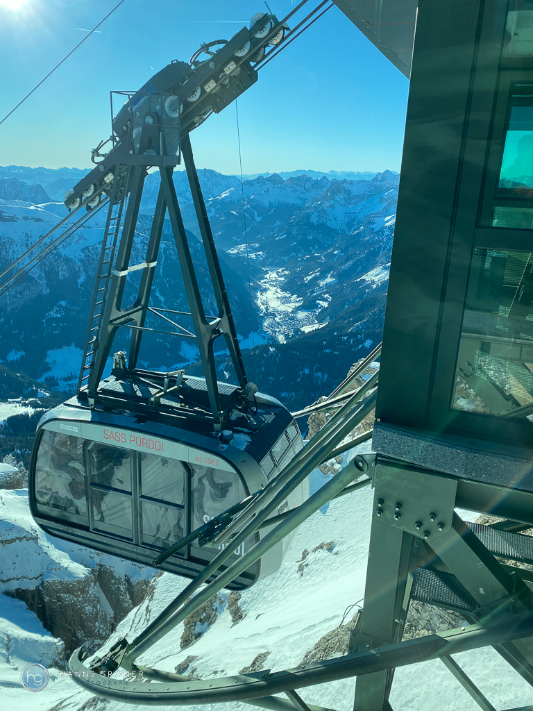 Dolomiten im Januar 2024 - Pordoi (Foto: Hanns Gröner)