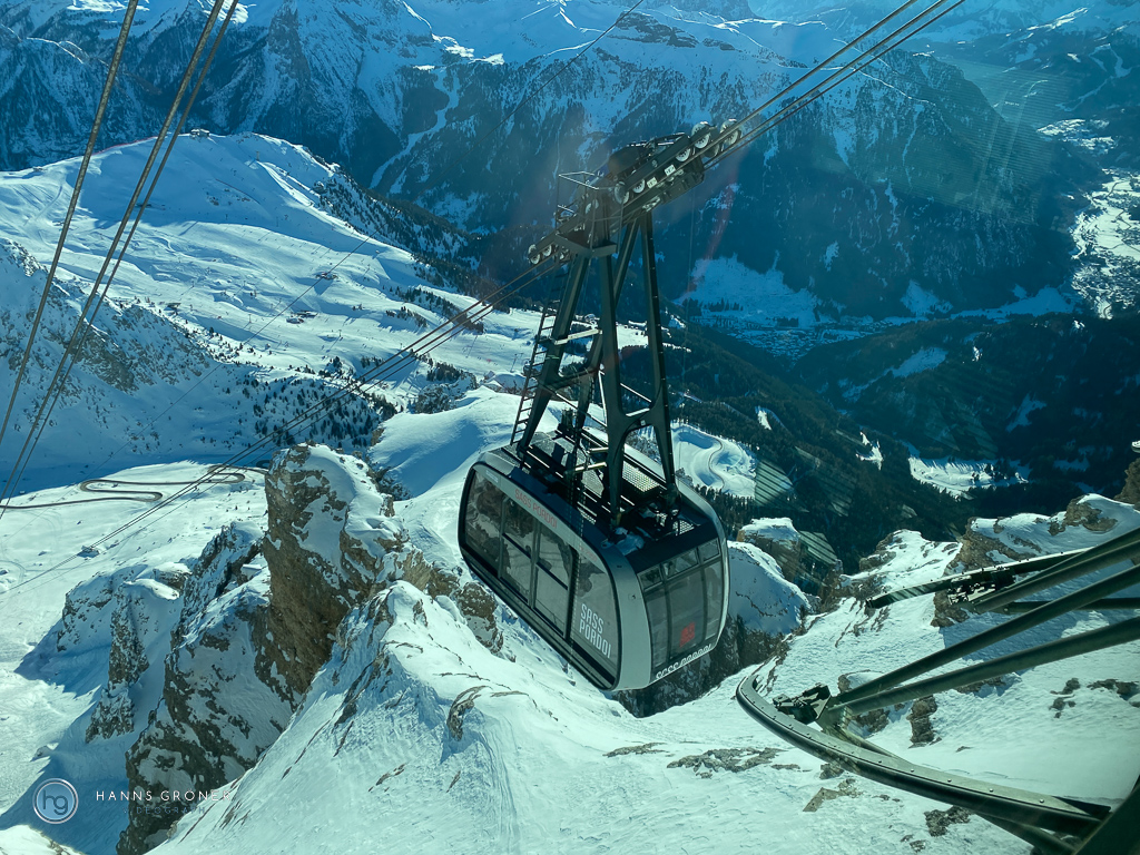 Dolomiten im Januar 2024 - Pordoi (Foto: Hanns Gröner)
