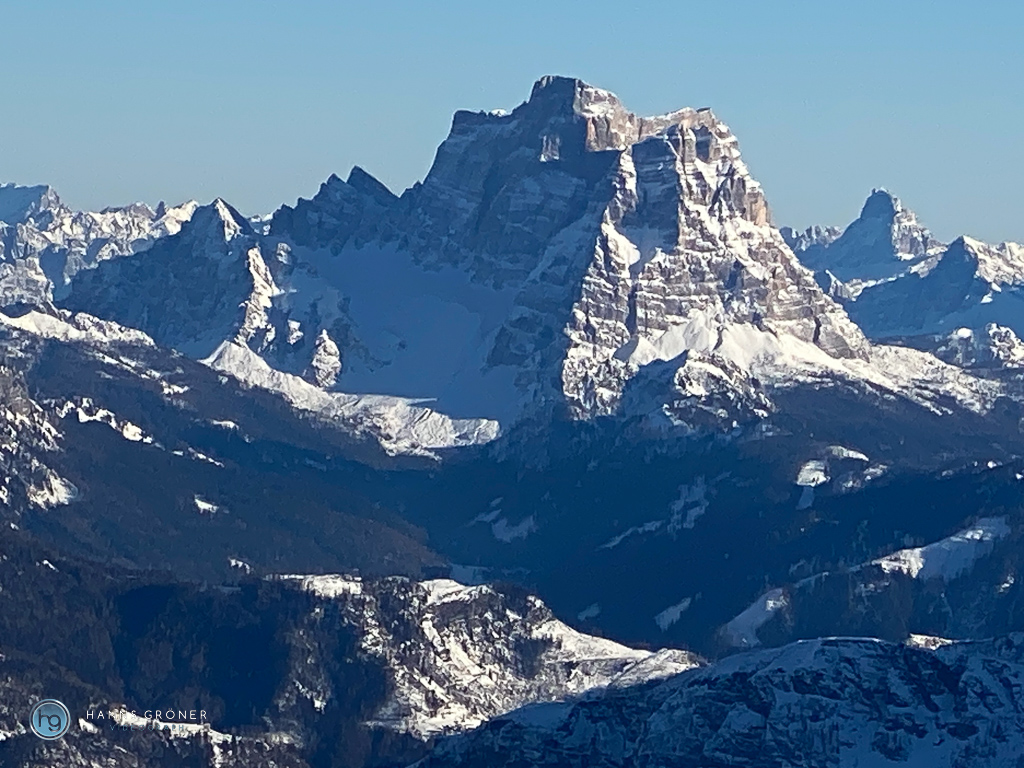 Dolomiten im Januar 2024 - Pordoi (Foto: Hanns Gröner)